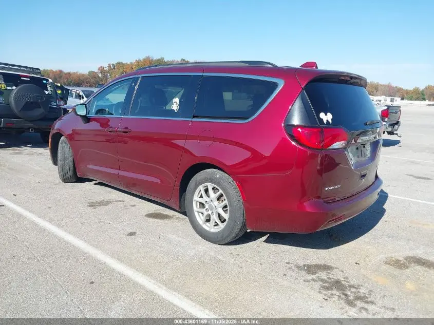 2020 CHRYSLER VOYAGER LXI