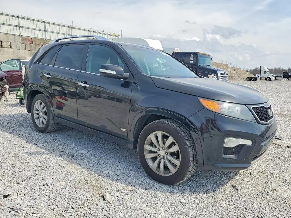 2013 KIA SORENTO SX  
