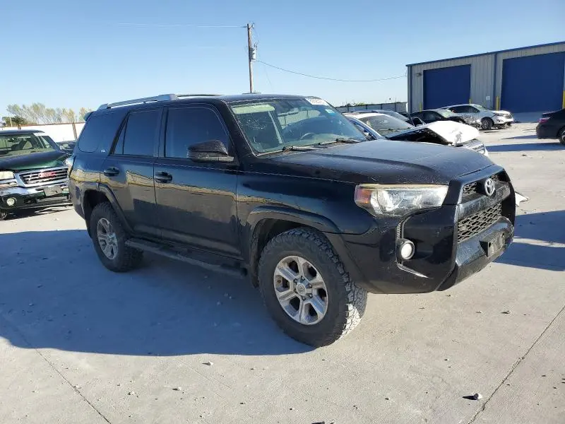 2015 TOYOTA 4RUNNER SR5  