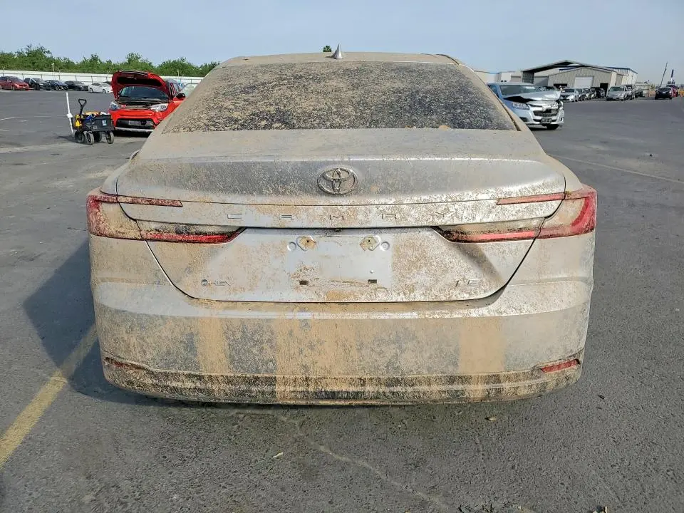 2025 TOYOTA CAMRY LE  