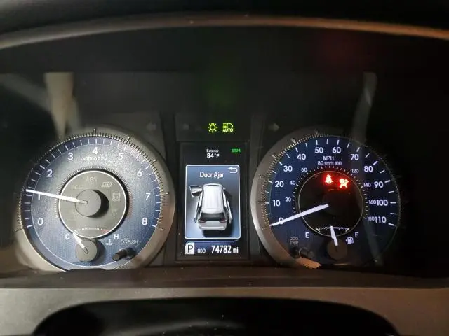 2018 TOYOTA SIENNA XLE  