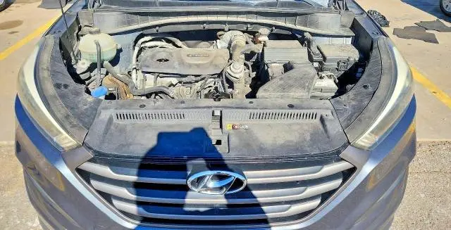 2016 HYUNDAI TUCSON SPORT  