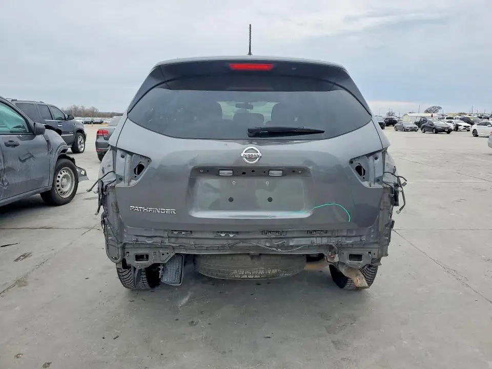 2017 NISSAN PATHFINDER S  