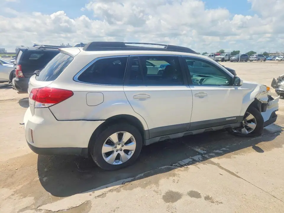 2011 SUBARU OUTBACK 2.5I LIMITED  