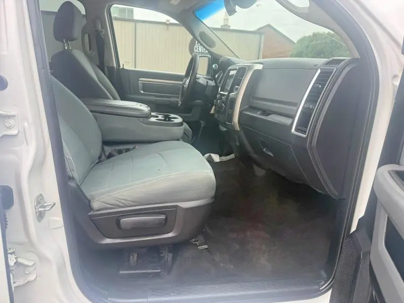 2017 RAM 2500 SLT  