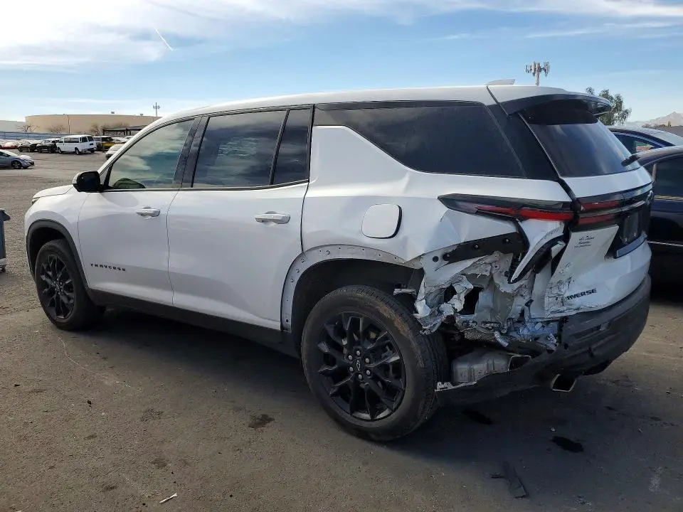 2024 CHEVROLET TRAVERSE LS  