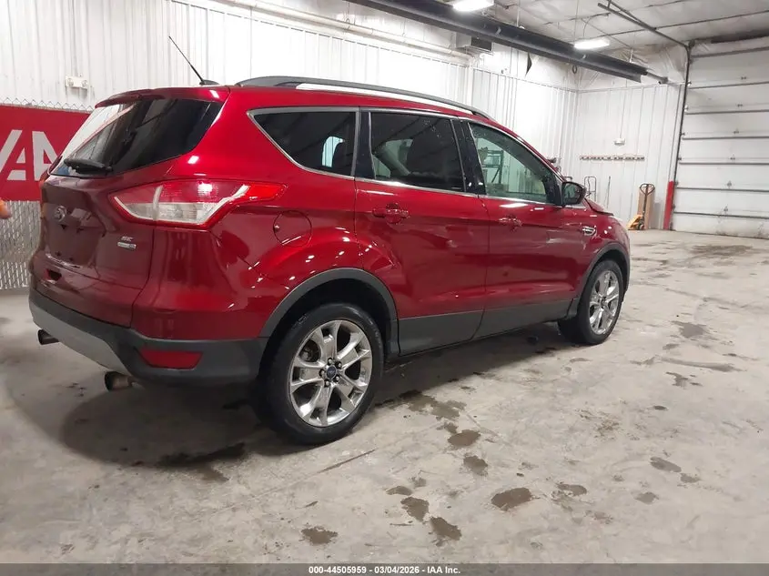 2015 FORD ESCAPE SE