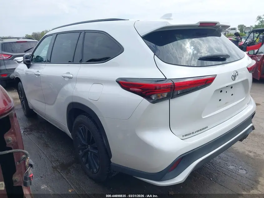 2023 TOYOTA HIGHLANDER XSE