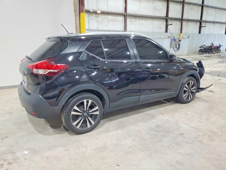 2020 NISSAN KICKS SV  