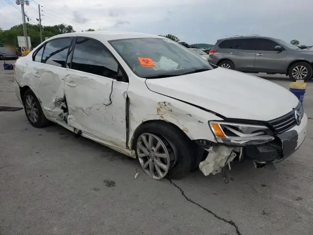2013 VOLKSWAGEN JETTA SE  