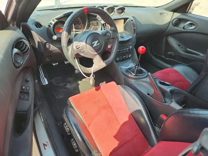 2017 NISSAN 370Z NISMO TECH  