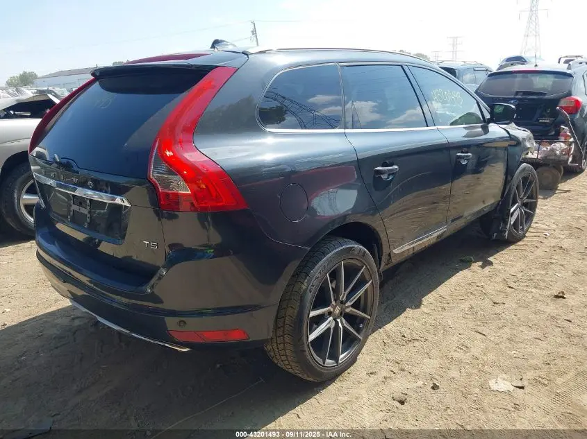 2015 VOLVO XC60 T5 PLATINUM