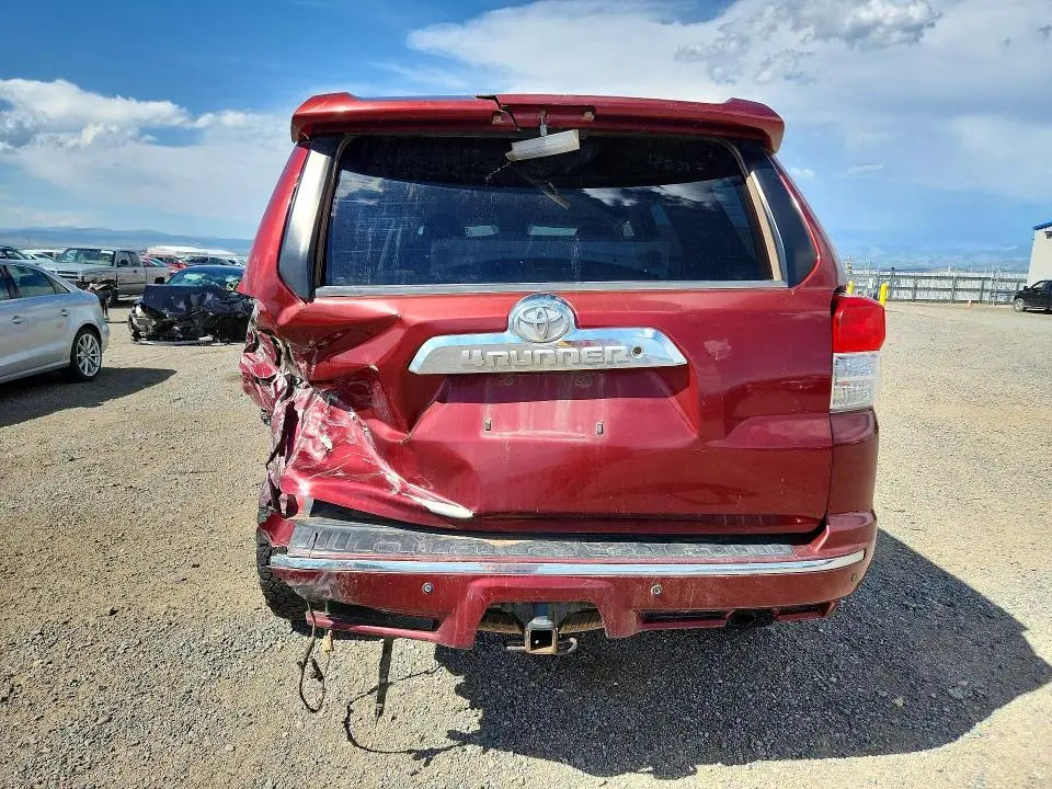 2013 TOYOTA 4RUNNER SR5  