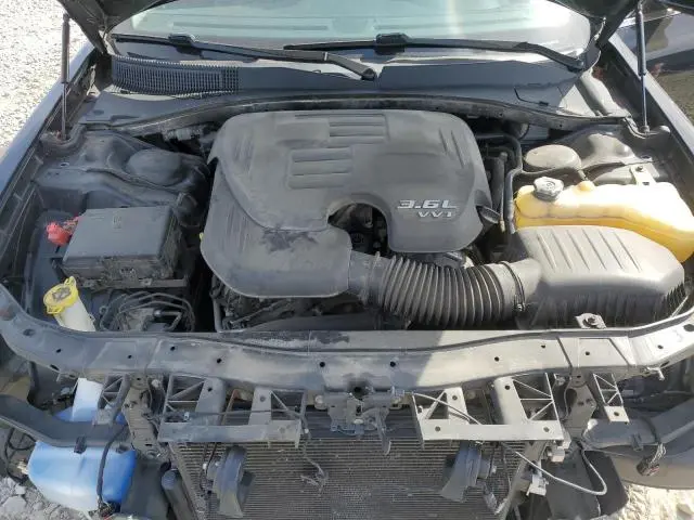 2016 CHRYSLER 300 LIMITED  