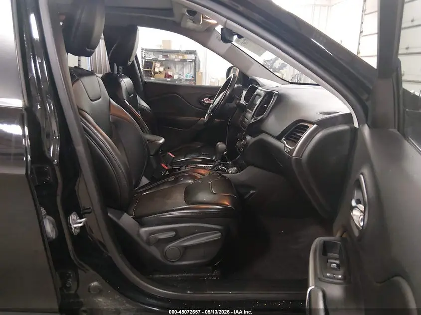 2019 JEEP CHEROKEE LATITUDE PLUS 4X4