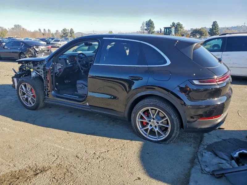 2025 PORSCHE CAYENNE SE HYBRID  