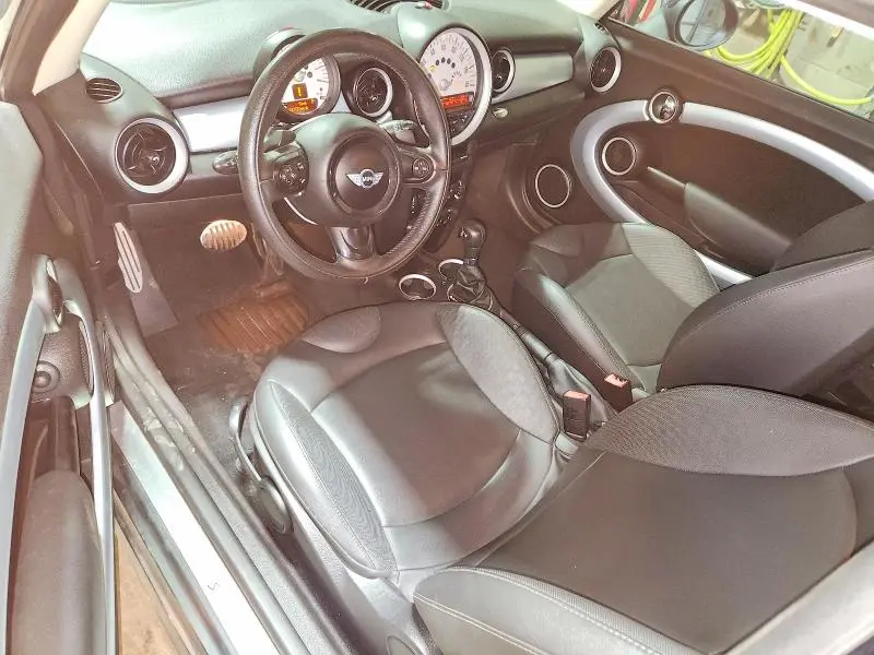 2012 MINI COOPER S  