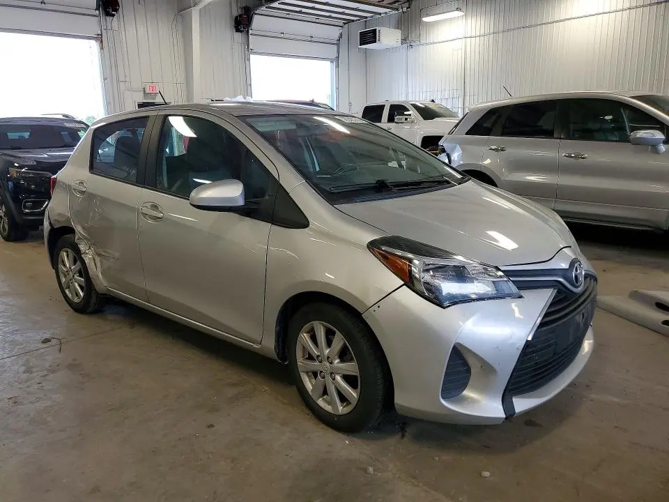 2015 TOYOTA YARIS 5-DOOR LE  