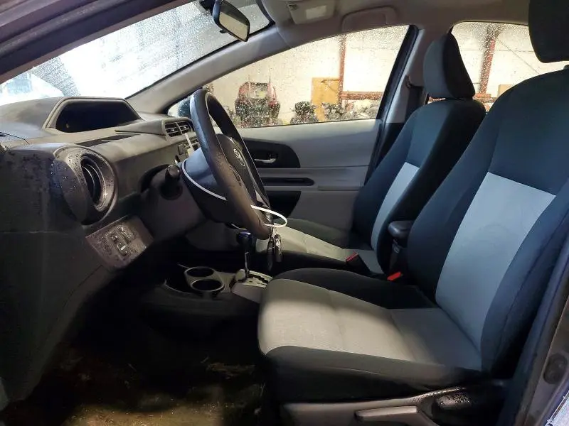 2013 TOYOTA PRIUS C THREE  