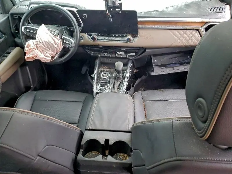 2024 GMC CANYON DENALI  