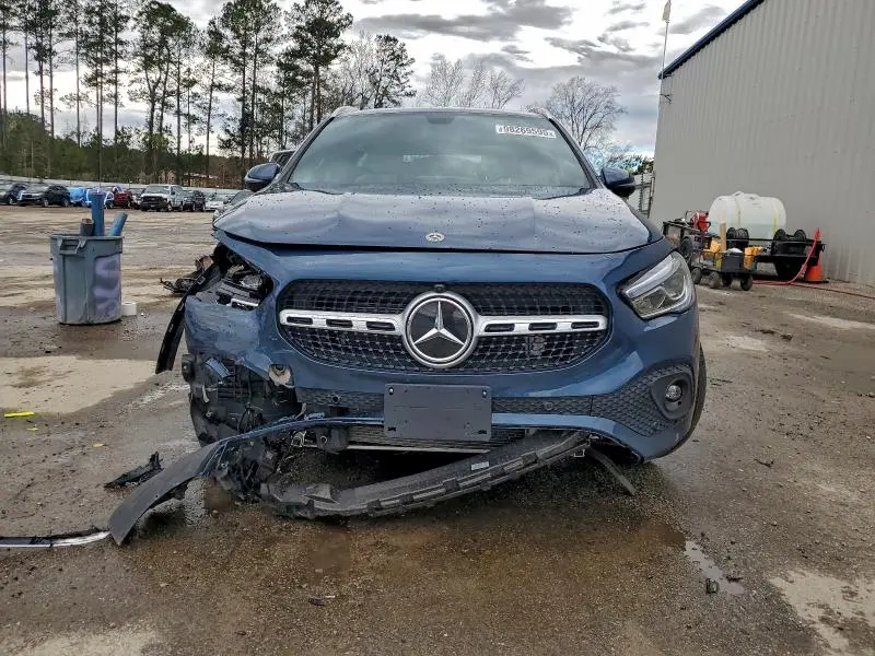 2021 MERCEDES-BENZ GLA 250 4MATIC  
