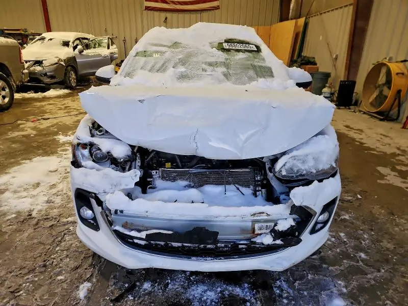 2017 CHEVROLET SONIC LT  