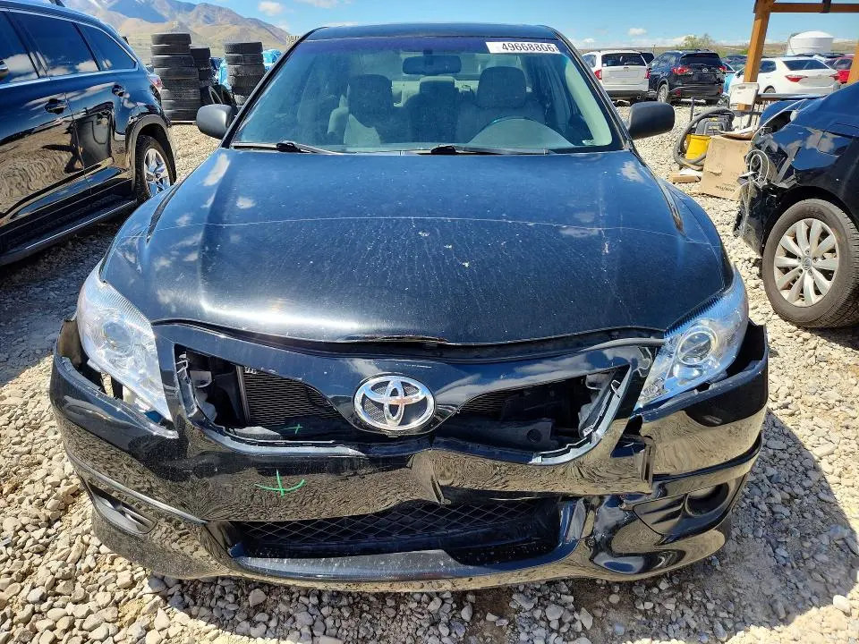 2010 TOYOTA CAMRY SE  