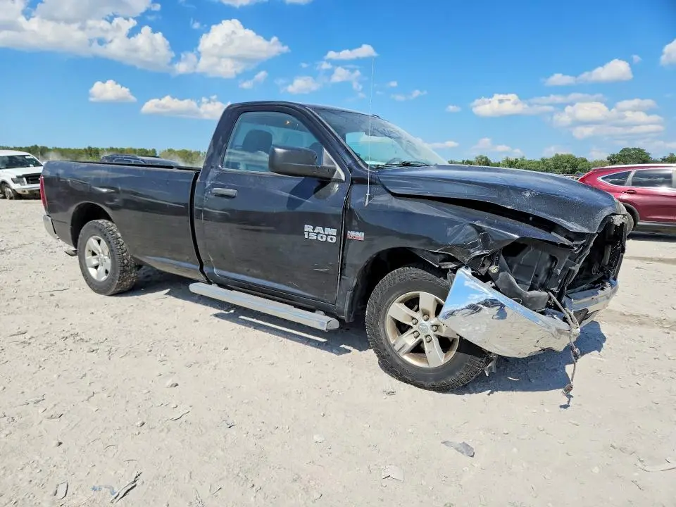 2015 RAM 1500 ST  