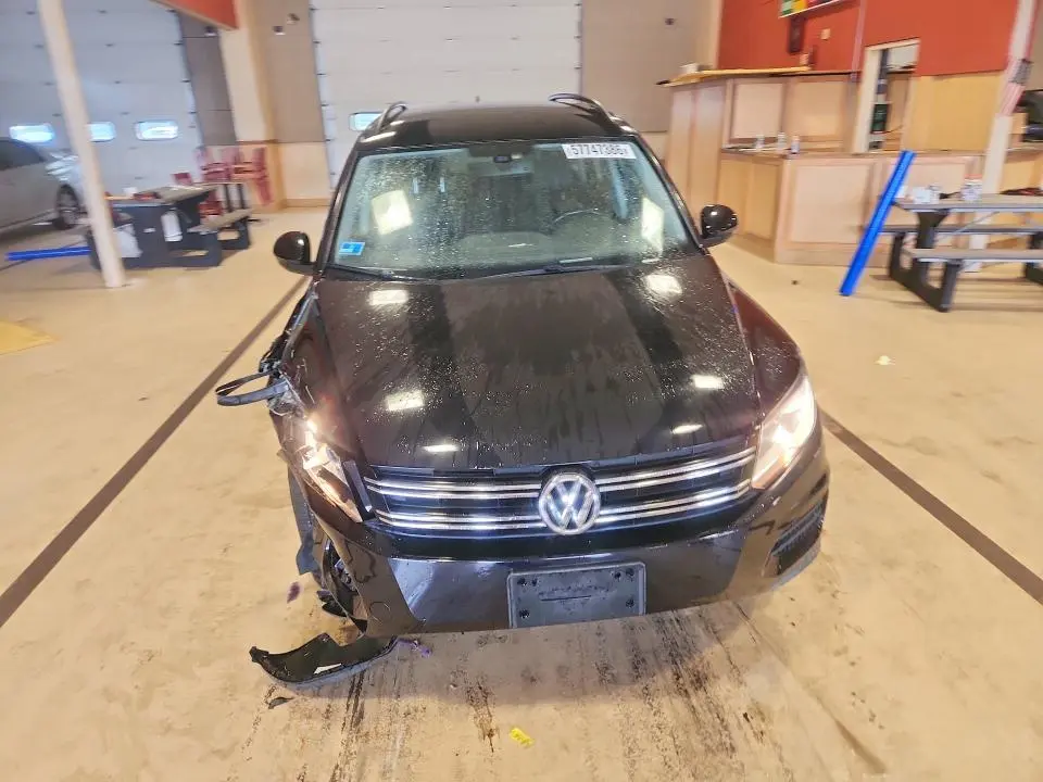2017 VOLKSWAGEN TIGUAN S  