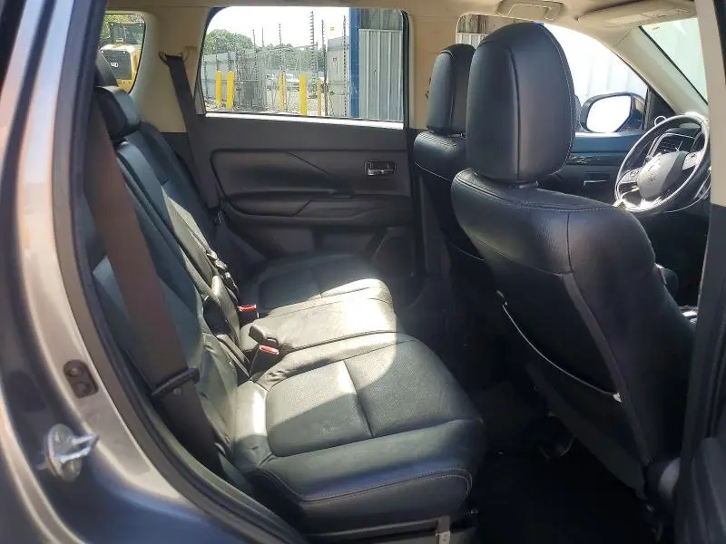 2016 MITSUBISHI OUTLANDER GT  
