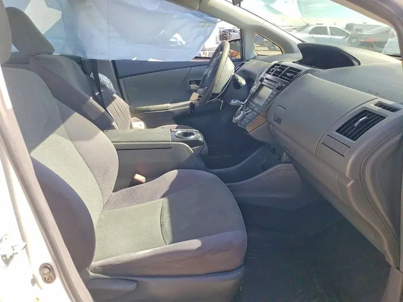 2013 TOYOTA PRIUS V THREE  
