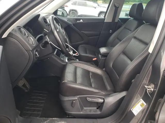 2014 VOLKSWAGEN TIGUAN S  