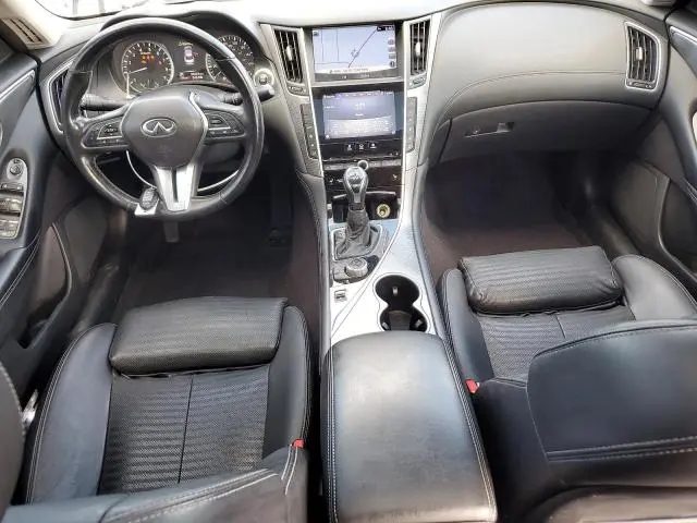 2018 INFINITI Q50 LUXE  