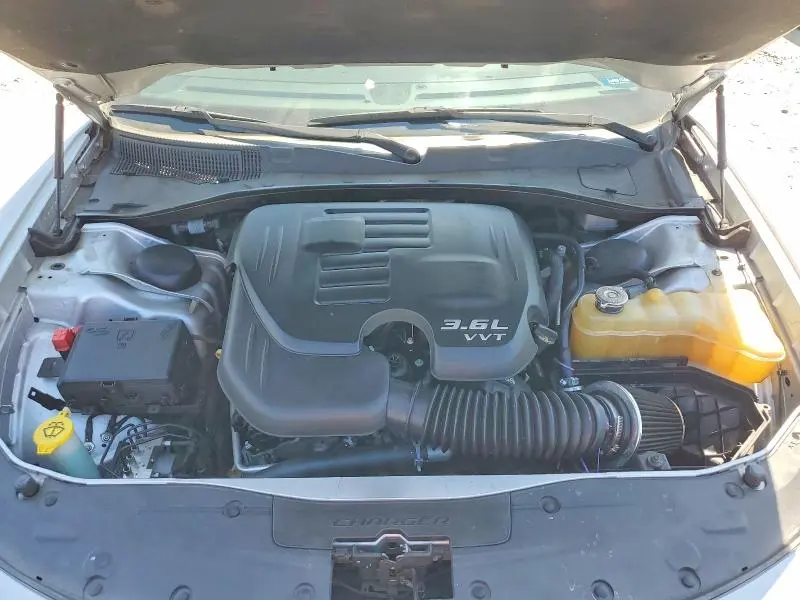 2019 DODGE CHARGER SXT  