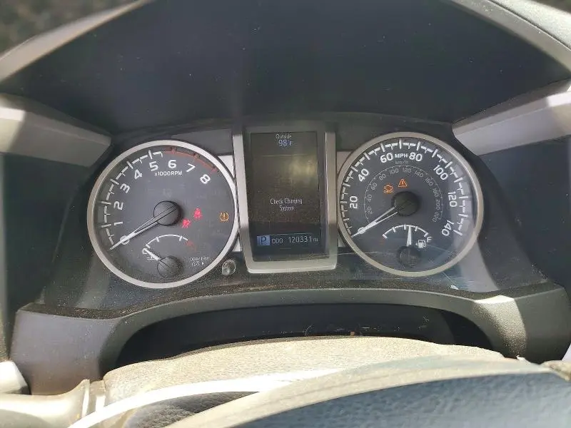 2017 TOYOTA TACOMA SR5  