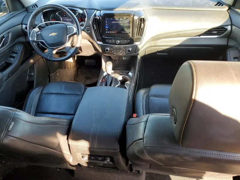 2020 CHEVROLET TRAVERSE LT  