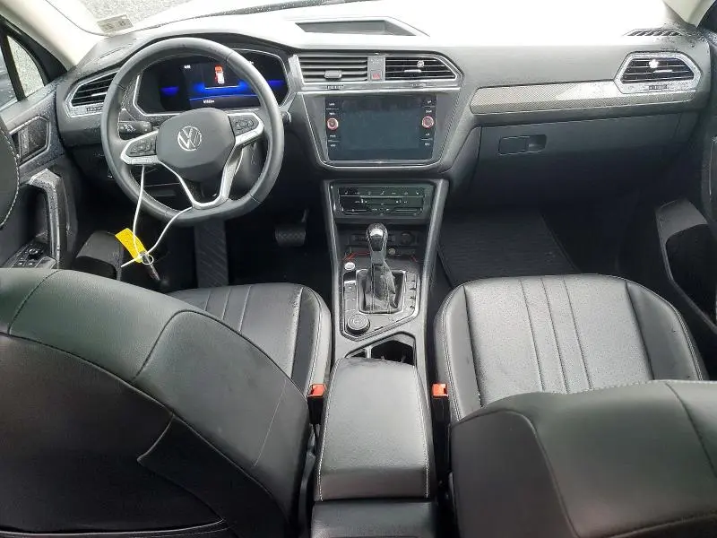 2022 VOLKSWAGEN TIGUAN SE  