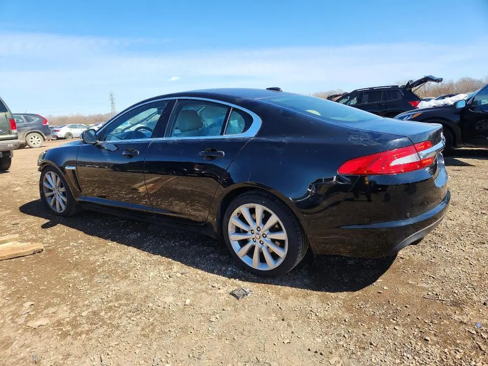 2012 JAGUAR XF   