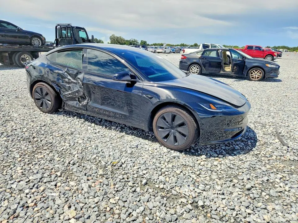 2026 TESLA MODEL 3   