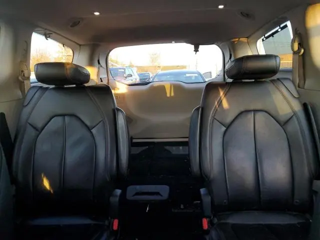 2017 CHRYSLER PACIFICA TOURING L  