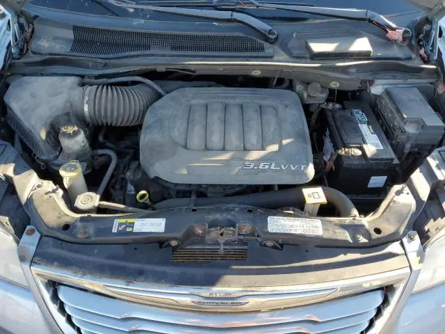 2013 CHRYSLER TOWN & COUNTRY TOURING  