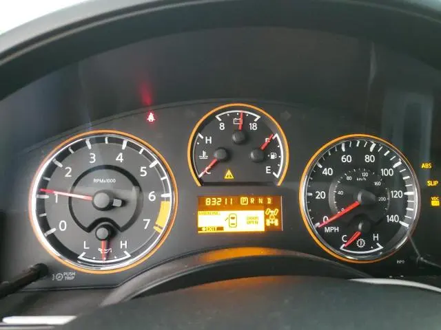 2010 NISSAN TITAN XE  