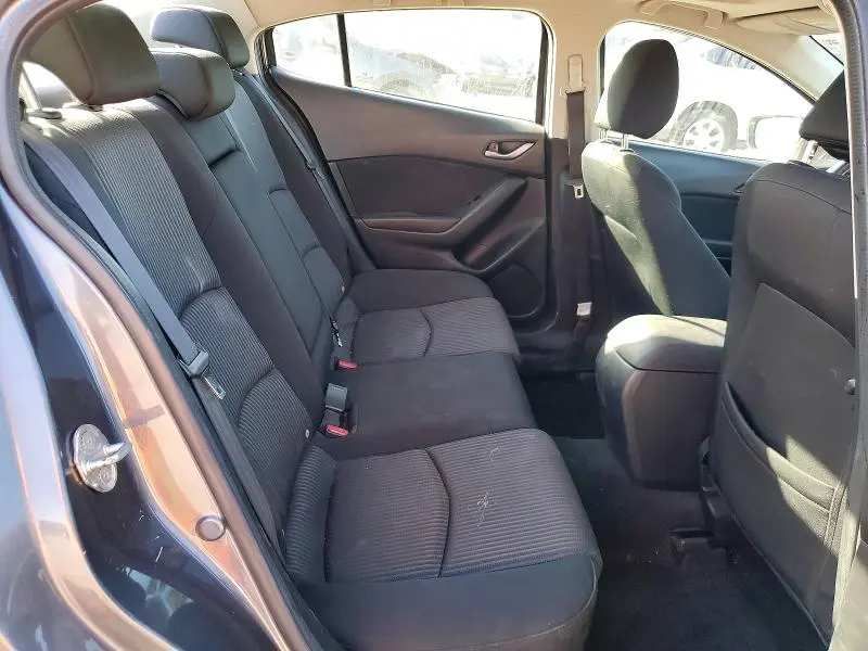 2016 MAZDA 3 TOURING  