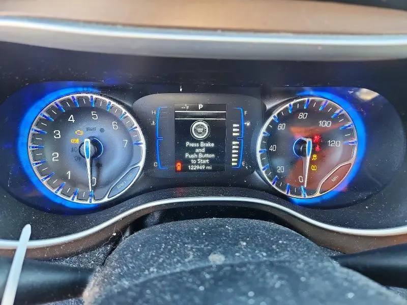 2020 CHRYSLER VOYAGER LXI  