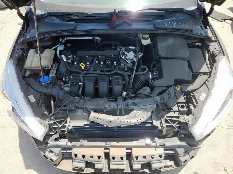2018 FORD FOCUS SE  