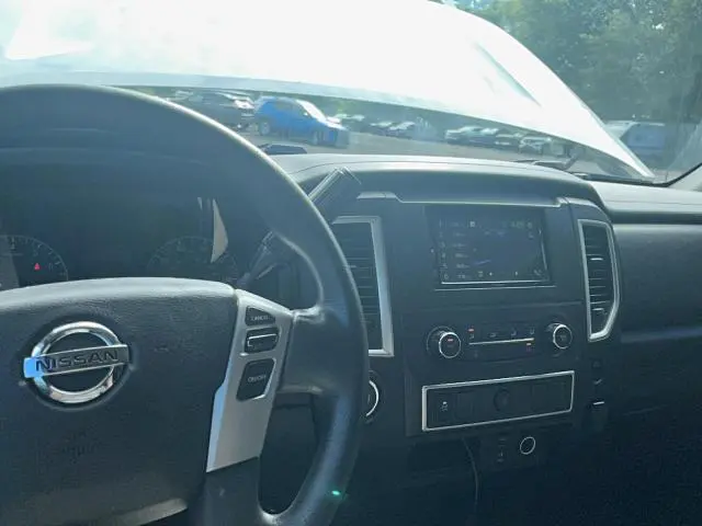 2017 NISSAN TITAN S  