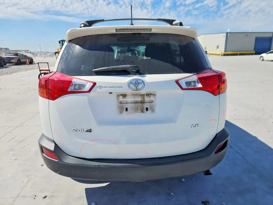 2014 TOYOTA RAV4 LE  