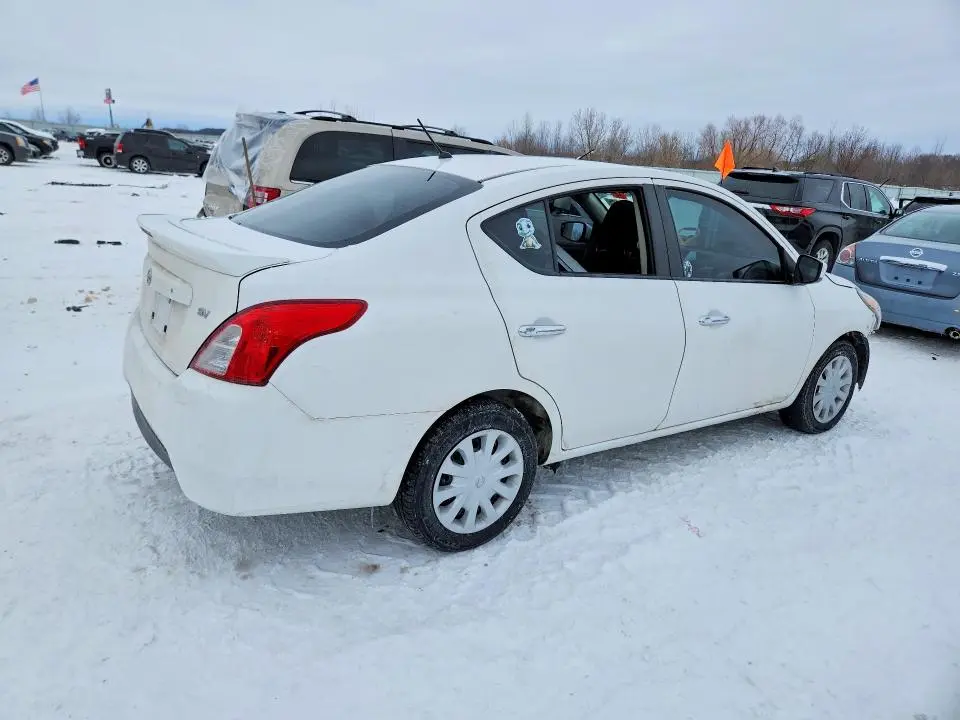 2019 NISSAN VERSA S  