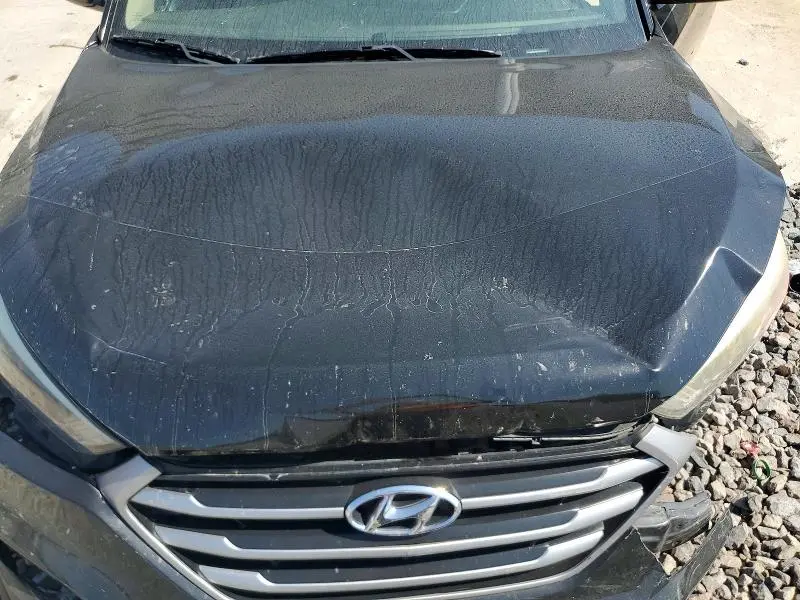 2017 HYUNDAI TUCSON SE PLUS  