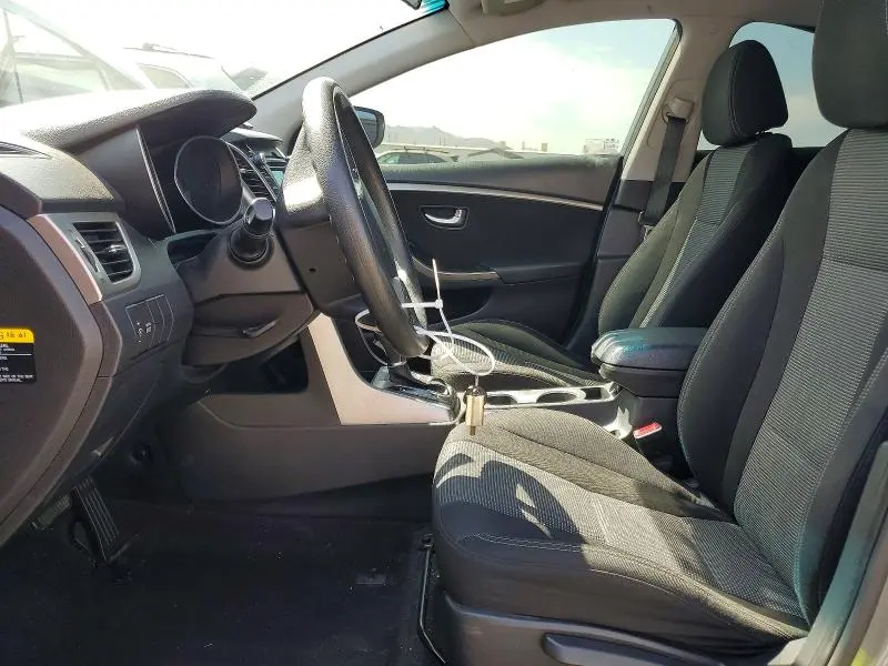 2016 HYUNDAI ELANTRA GT BASE  